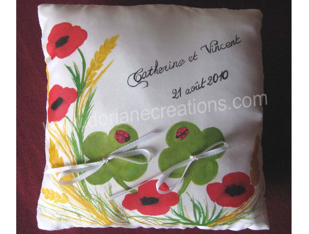 Coussin pour alliances en soie motif campagne