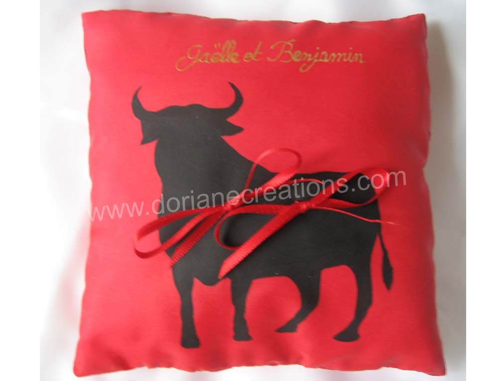 Coussin pour alliances en soie motif feria