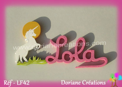 prénom en bois Lola licorne