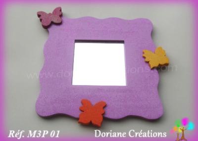 04- Miroir parme 3 papillons multicolores