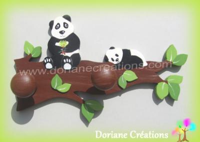 06 Porte manteau en bois branche avec 2 pandas